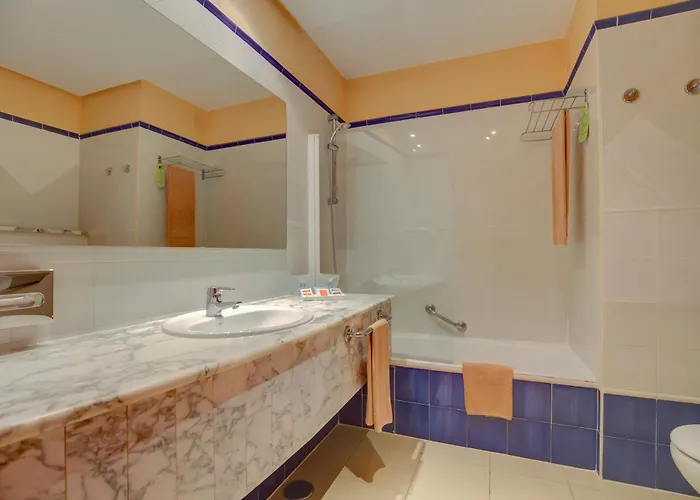 ホテル Sbh コスタ カルマ ビーチ 4*